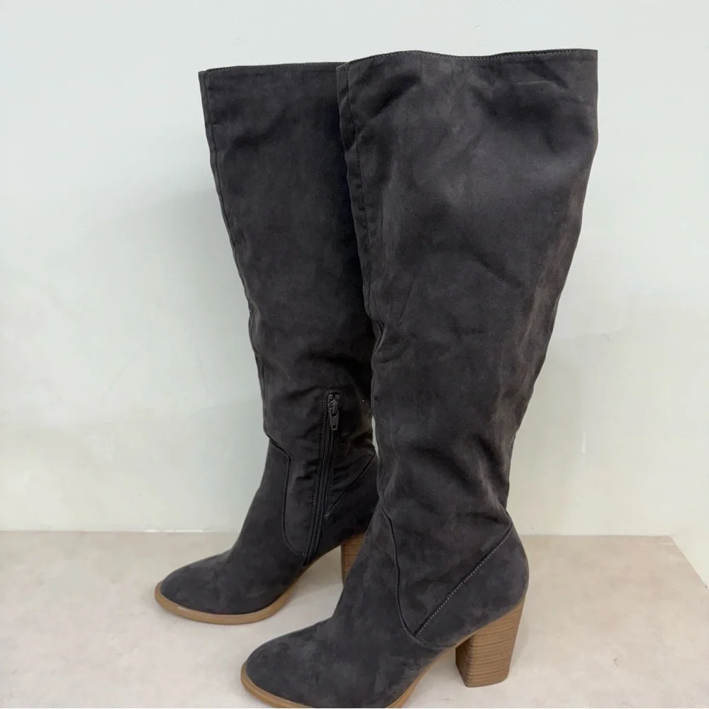 Dolce Vita Faux Suede Boots size 7.5